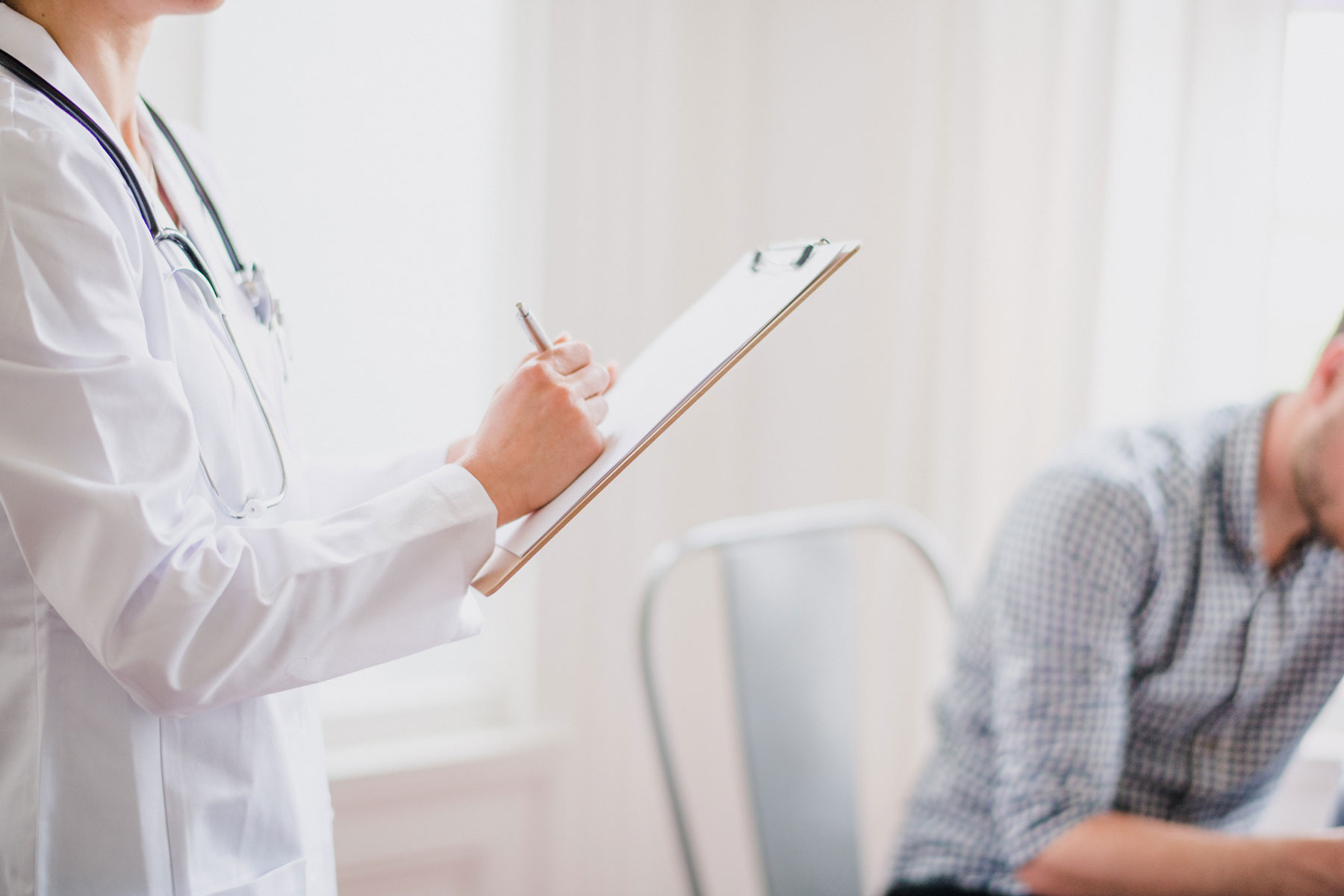 Medizinische Fachkraft bei Intense Medical: fairer Personaldienstleister in der Pflege